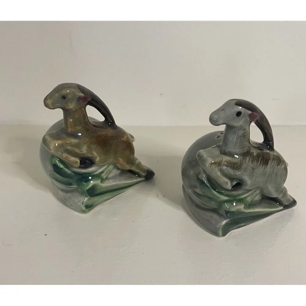 L. Batlin & Son‎ Leaping Gazelle Salt and Pepper Shakers Vintage 1940-1950s